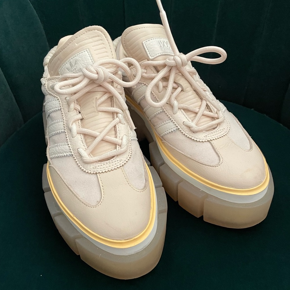 Ivy Park Adidas Sleek Super